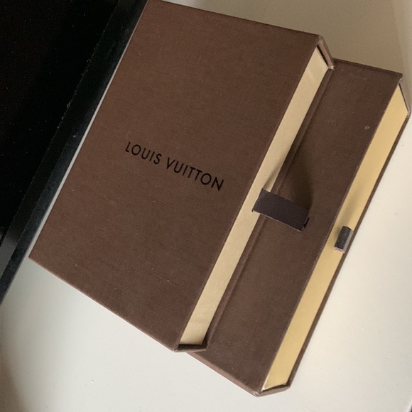 Set of 2 Louis Vuitton gift boxes - Picture 2 of 4